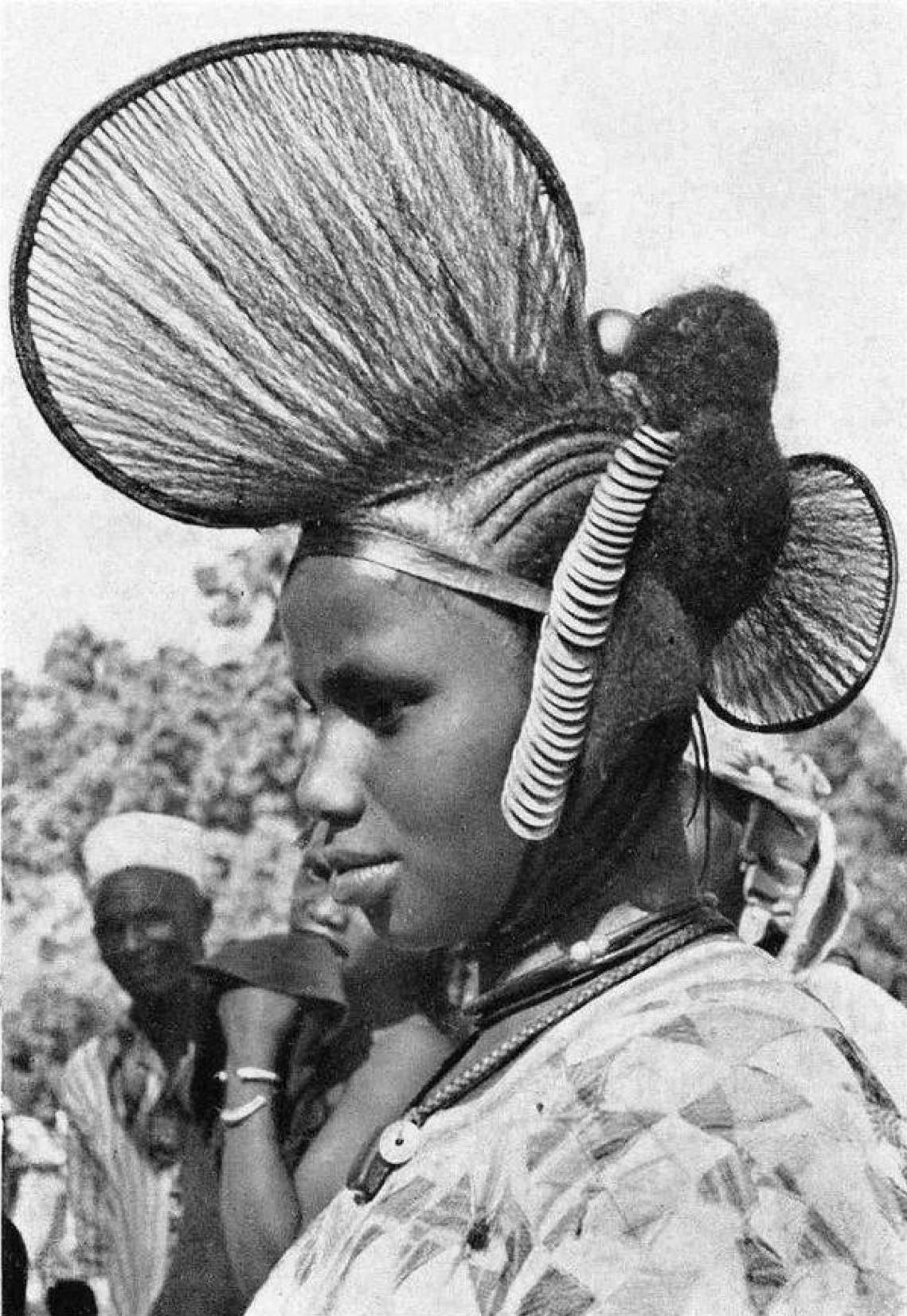 African Women S Hairstyles Played Significant Role In The Ancient Africa The African History