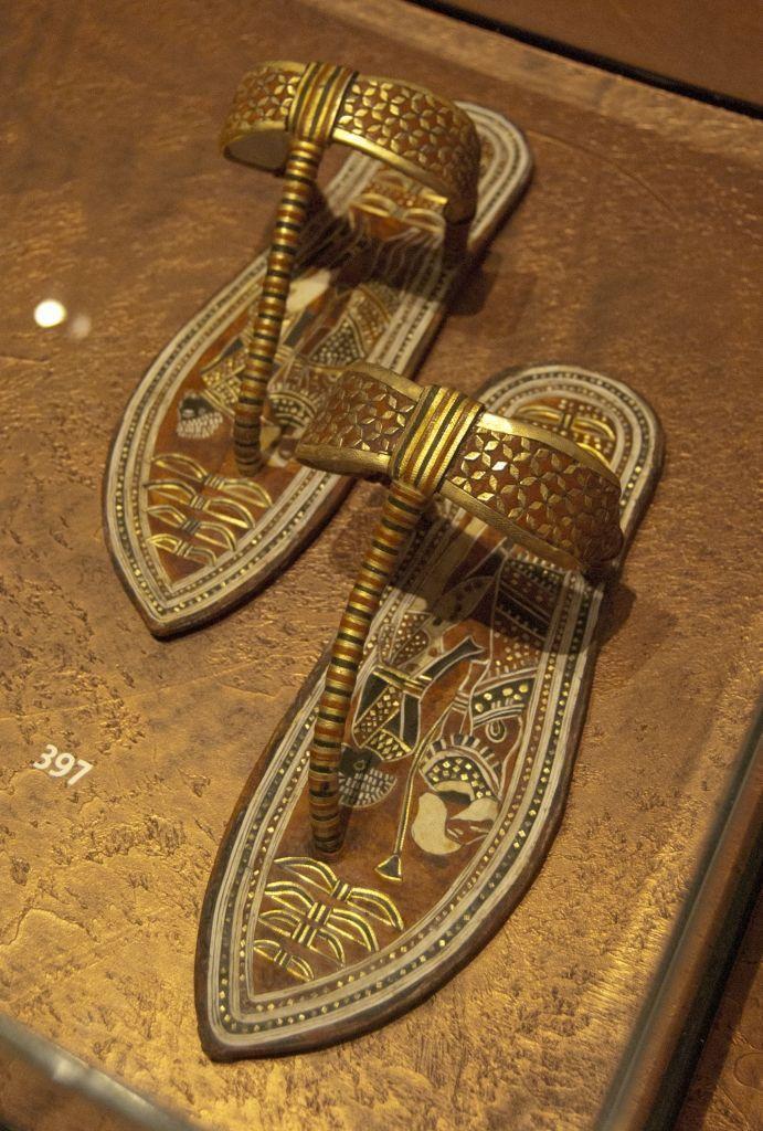 3,300-Year-Old Sandals of King Tutankhamun - The African History